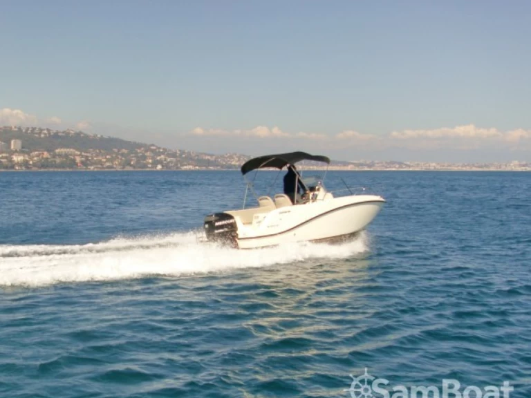 Bootverhuur Quicksilver Activ 535 Open in Antibes via SamBoat