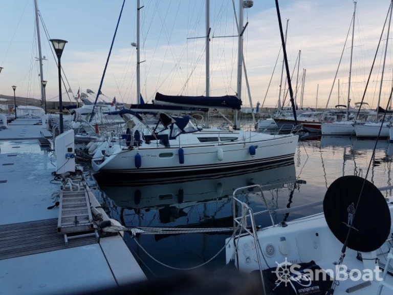 Verhuur Zeilboot Jeanneau met vaarbewijs