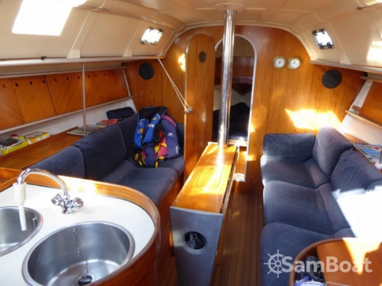 Huur een Bénéteau First 35 S5 in La Rochelle