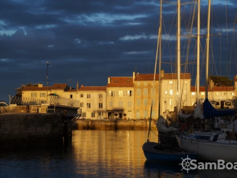 Huur een Bénéteau First 35 S5 in La Rochelle