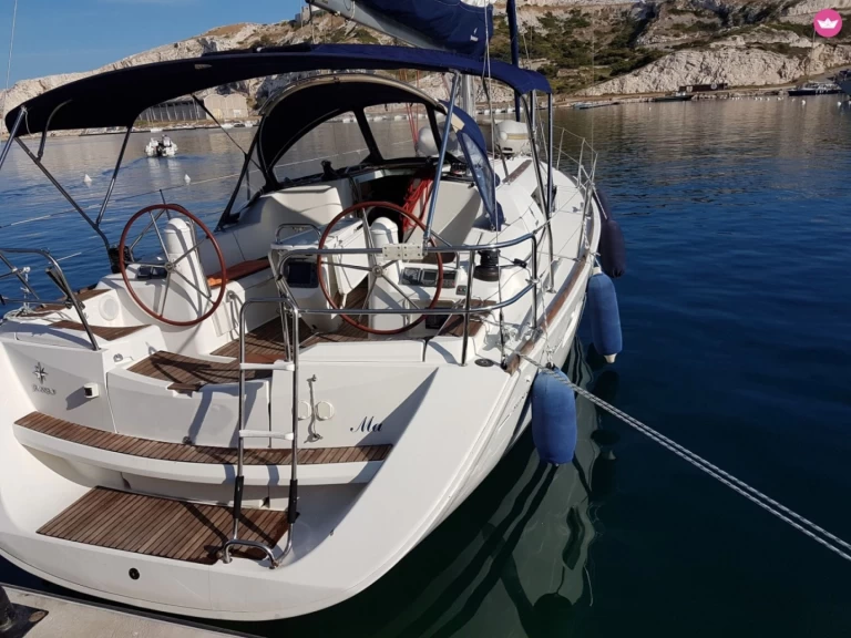 Jeanneau Sun Odyssey 39i te huur van particulier of professional in Marseille