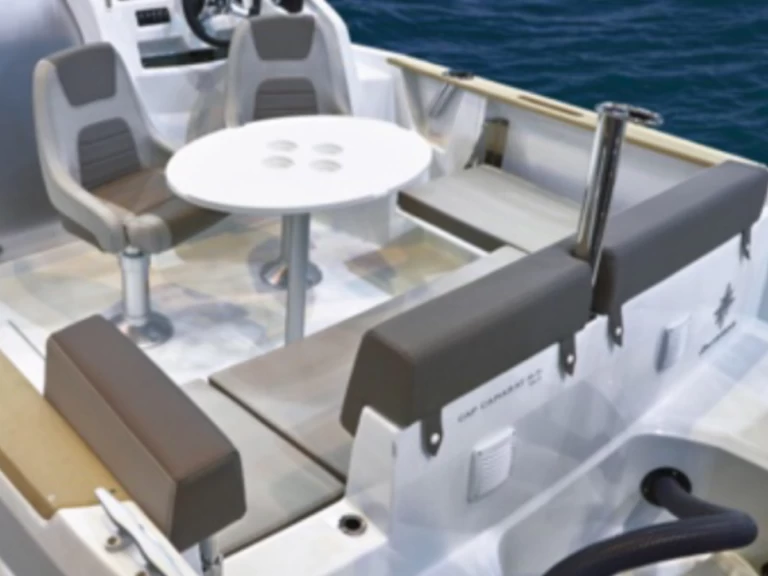 Verhuur Motorboot in Novi Vinodolski - Jeanneau Cap Camarat 6.5 WA