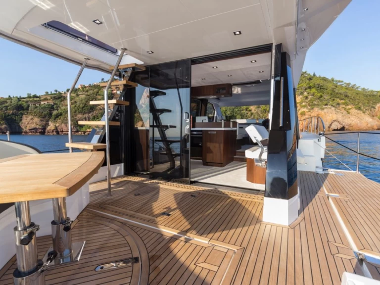 Galeon Galeon 500 Fly te huur van particulier of professional in Cannes