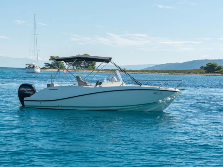 Bootverhuur Quicksilver Activ 675 Open in Split via SamBoat
