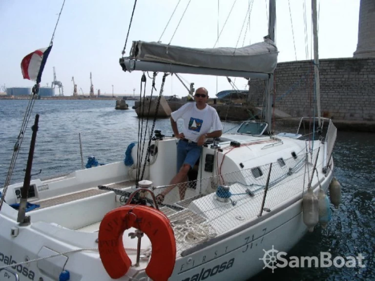 Bénéteau First 31.7 te huur van particulier of professional in Mauguio