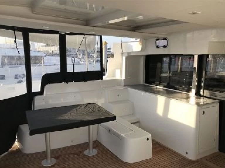 Verhuur Catamaran in Le Marin - Lagoon Lagoon 46