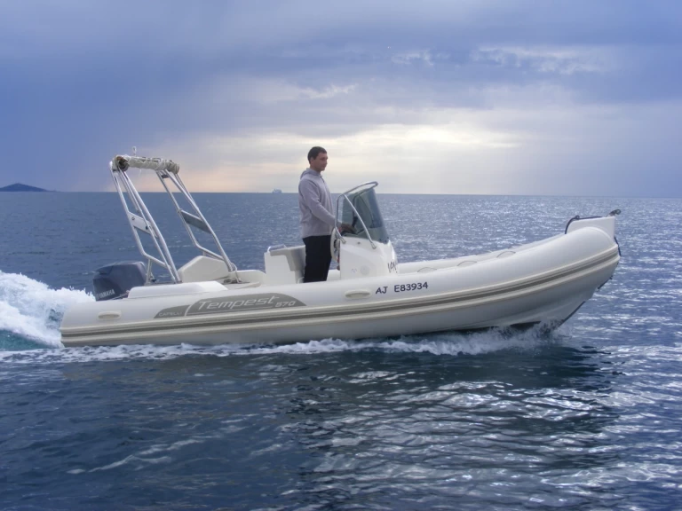 Huur een Capelli Capelli 570 Luxe in Propriano