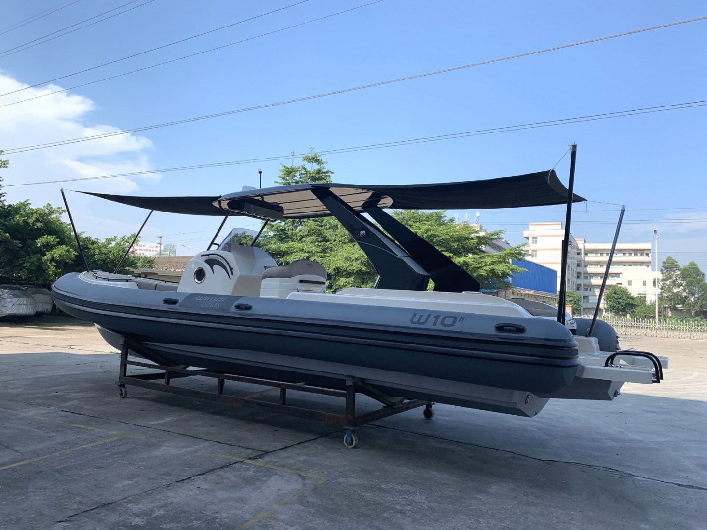 Van Ribs Verhuur van RIB Black by 3BBB 10.0 II Port Grimaud | SamBoat