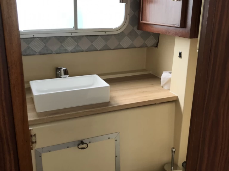 Locaboat Penichette 930 te huur van particulier of professional in La Vicomté-sur-Rance