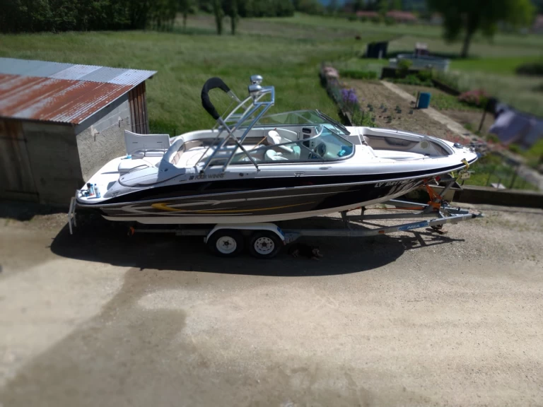 Motorboot te huur in Le Bourget-du-Lac voor de beste prijs