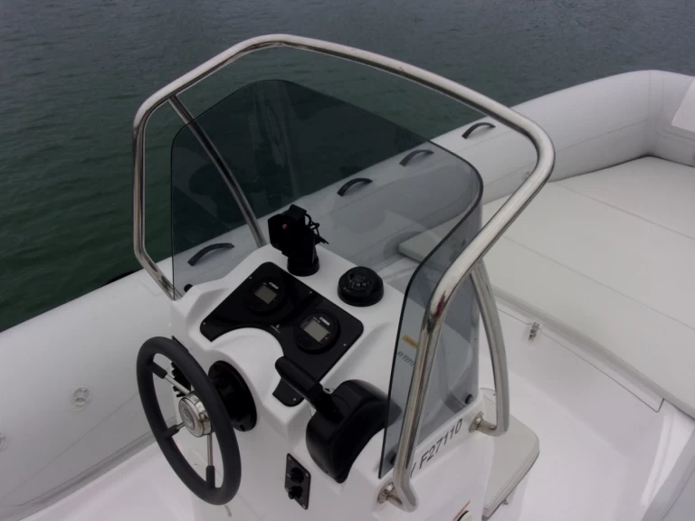 Verhuur RIB in La Trinité-sur-Mer - Capelli Tempest 625 Easy