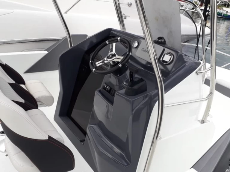 Huur een Bénéteau Flyer 6.6 SPACEdeck in Les Trois-Îlets