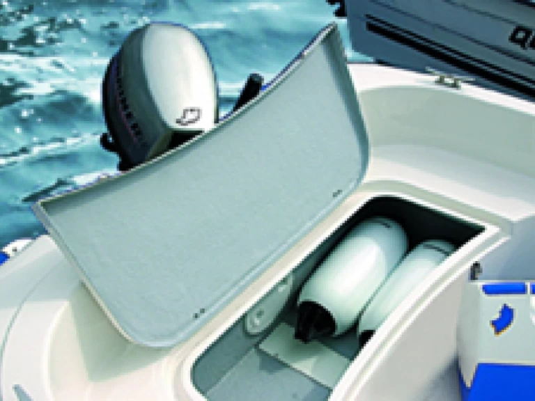 Huur een Quicksilver Quicksilver 410 Fish in Marseille