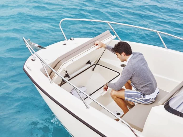 Bootverhuur Mahón goedkoop Quicksilver 675 Activ Open