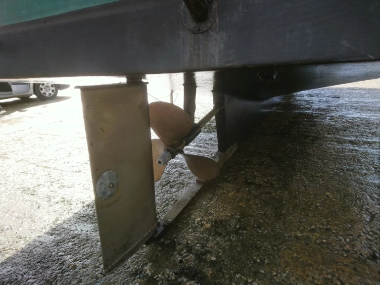 Verhuur Motorboot Jeanneau met vaarbewijs