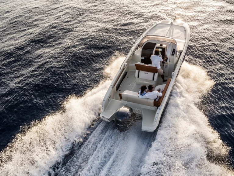 Jachthuur in Roses - Invictus  Invictus 240 CX via SamBoat