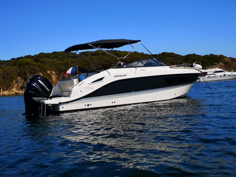 Huur Motorboot met of zonder schipper Quicksylver in Hyères