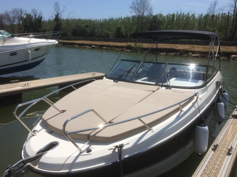 Verhuur Motorboot Quicksylver met vaarbewijs