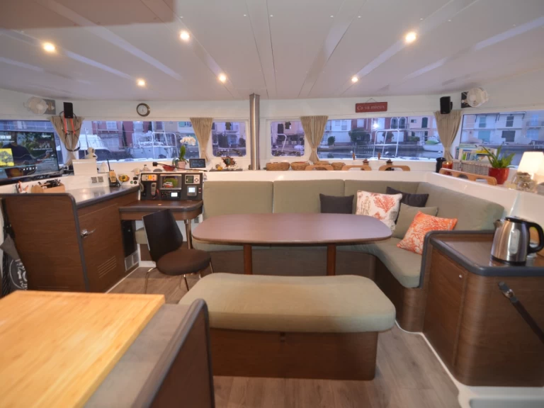 Lagoon Lagoon 420 te huur van particulier of professional in Port Grimaud