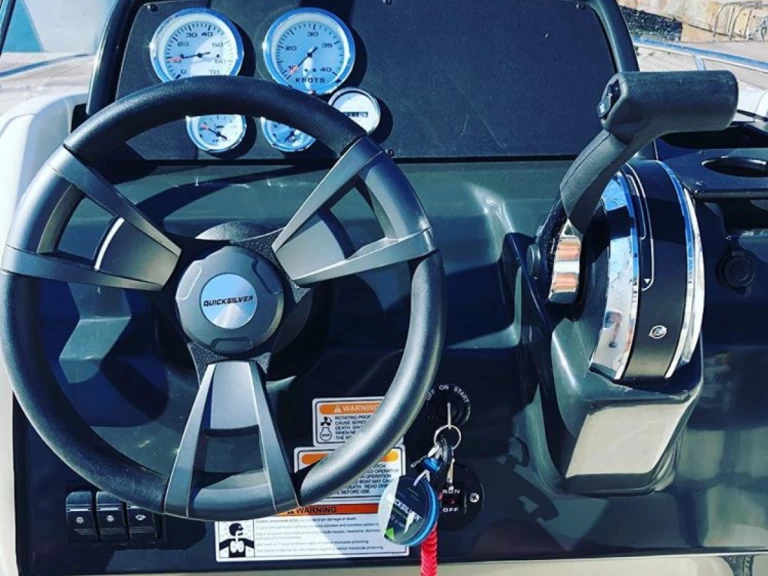 Huur een Quicksilver open 505 in Altea