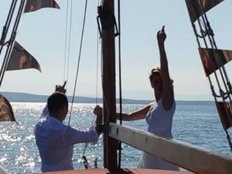 Huur een GAJETA EX-LIFEBOAT in Crikvenica