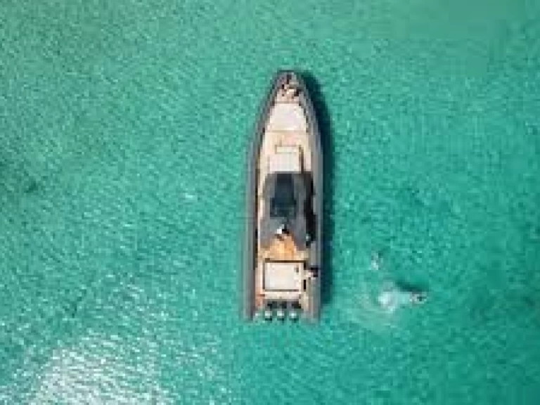 Huur een Sea Water PHANTOM 500 in Mahón