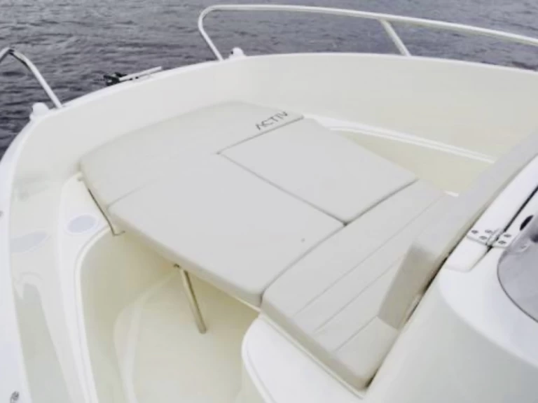 Verhuur Motorboot Quicksilver met vaarbewijs