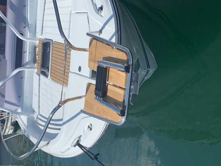 Jachthuur in Bastia - Jeanneau Cap Camarat 9.0 WA via SamBoat