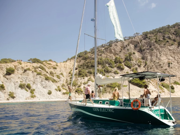 Zeilboot te huur in Sant Antoni de Portmany voor de beste prijs