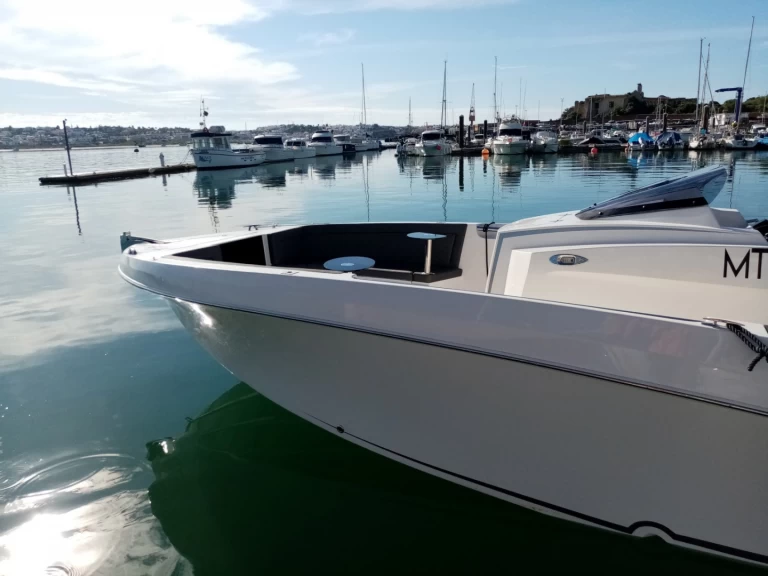 Jachthuur in Portimão - Pacific Craft Pacific Craft 27 RX via SamBoat