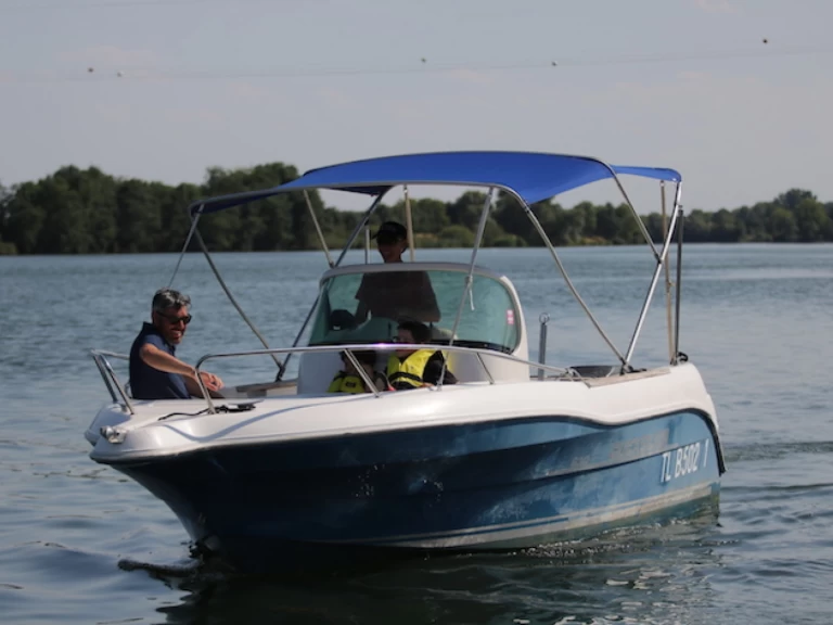 Huur Motorboot met of zonder schipper Quicksilver in Mâcon