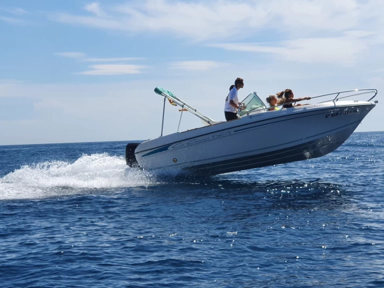 Bootverhuur Jeanneau Cap Camarat 625 in l'Estartit via SamBoat