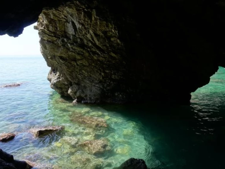 Jachthuur in La Spezia - Ranieri Voyager 17 via SamBoat