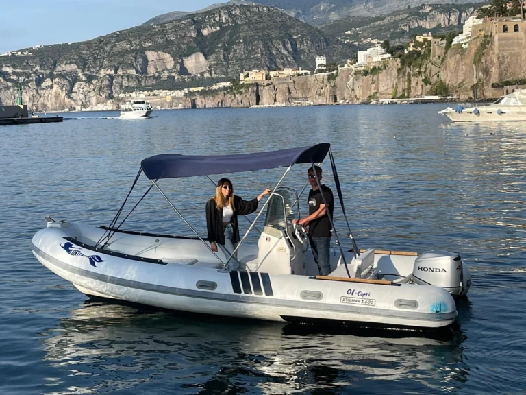 RIB te huur in Sorrento voor de beste prijs