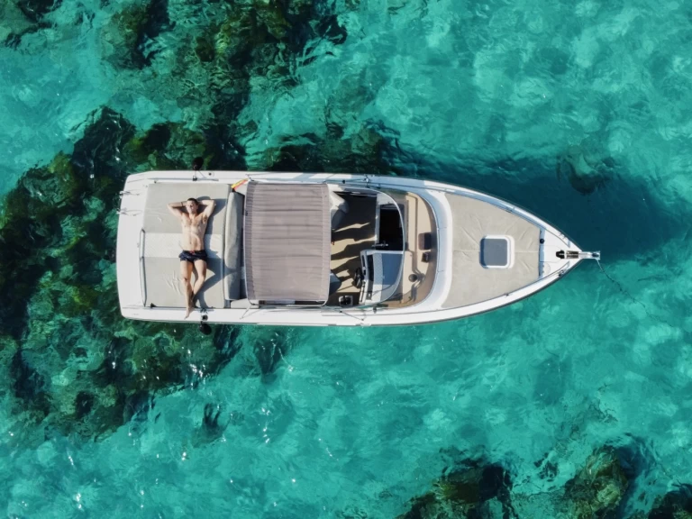 Jachthuur in Marina Botafoch - Cranchi Clipper 760 via SamBoat