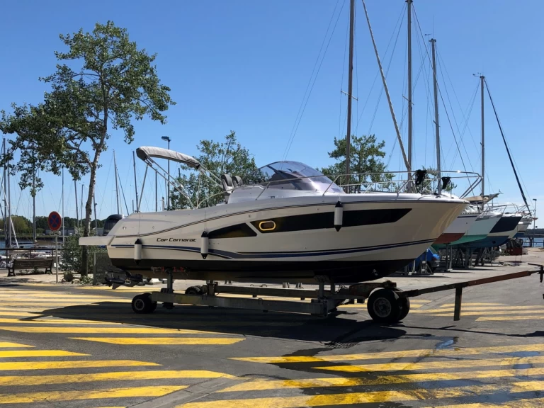 Motorboot te huur in Larmor-Plage voor de beste prijs