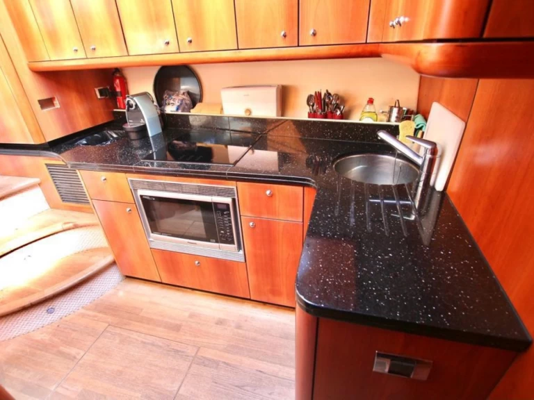 Verhuur Jacht Sunseeker met vaarbewijs