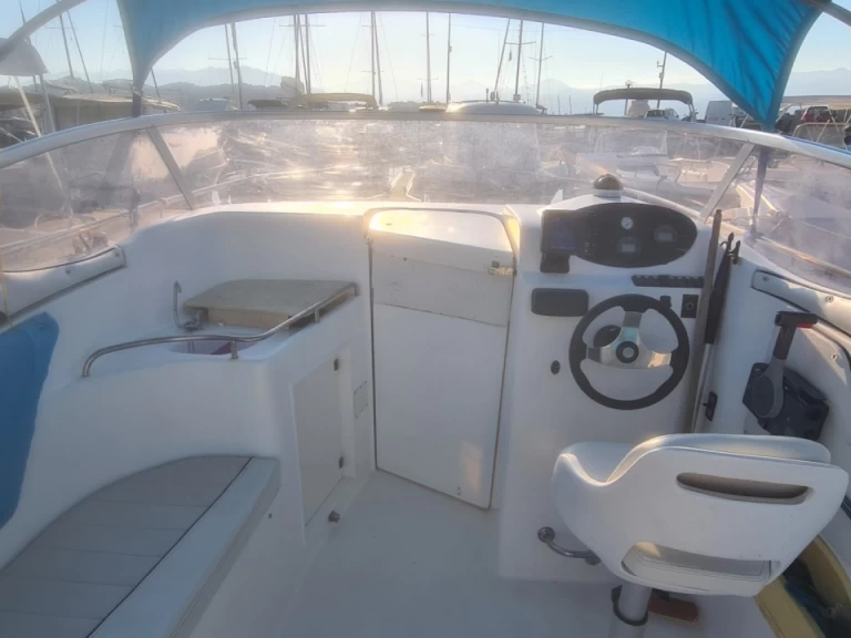 Verhuur Motorboot Saver met vaarbewijs