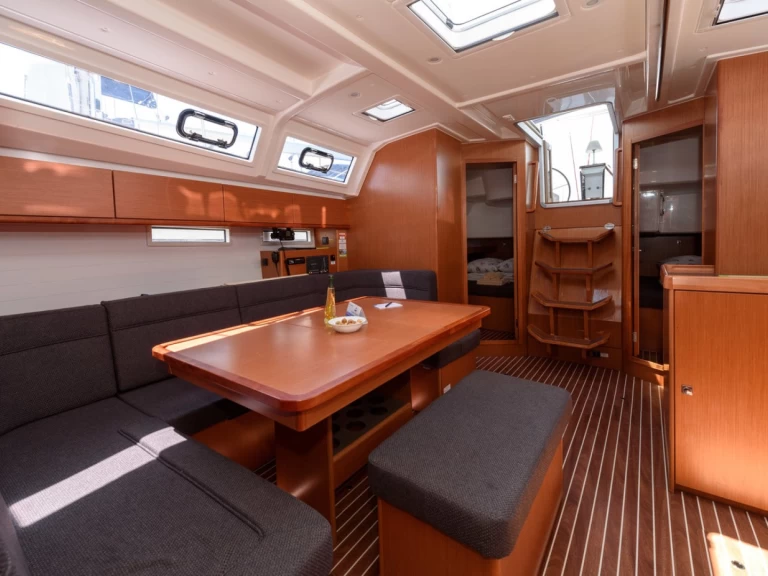 Verhuur Zeilboot in Trogir - Bavaria Cruiser 46