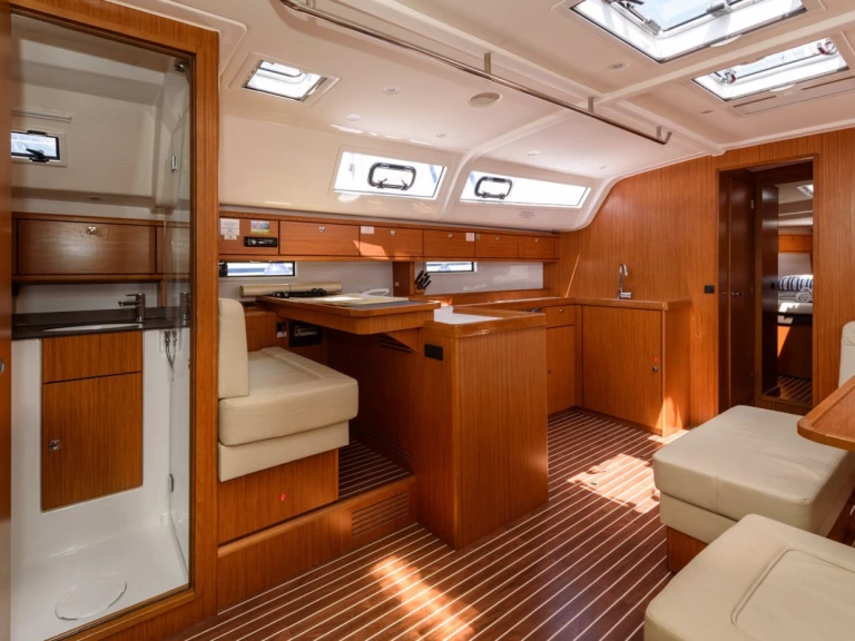 Zeilboot te huur in Trogir voor de beste prijs