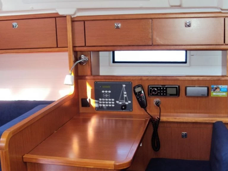 Verhuur Zeilboot in Pula - Bavaria Cruiser 41