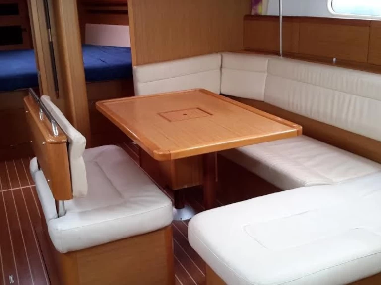 Bootverhuur Álimos goedkoop Sun Odyssey 44i