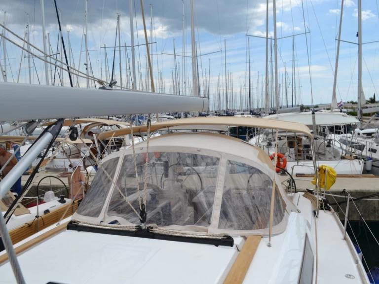 Bootverhuur Dufour Dufour 412 Grand Large in Sukošan via SamBoat