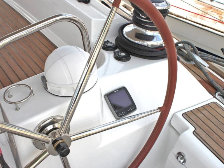 Zeilboot te huur in Lávrio voor de beste prijs