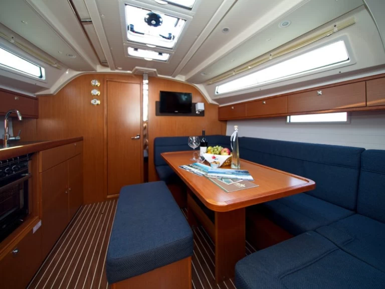 Bootverhuur Murter-Kornati goedkoop Cruiser 41