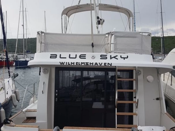 Verhuur Motorboot Bénéteau met vaarbewijs