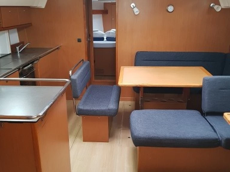 Jachthuur in Trogir - Bavaria Cruiser 45 via SamBoat