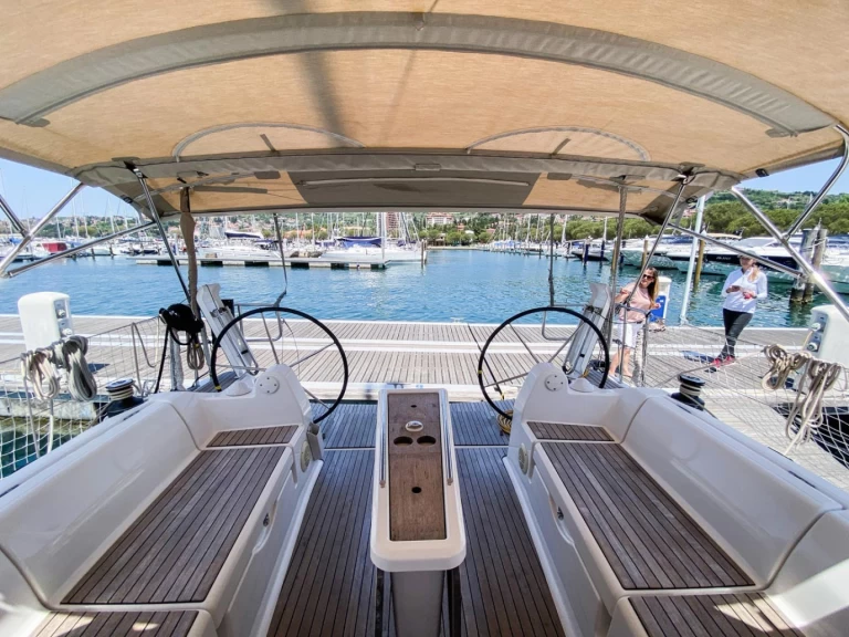 Huur een Dufour Dufour 382 Grand Large in Portorož