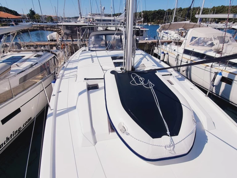 Bootverhuur Pula goedkoop Hanse 505