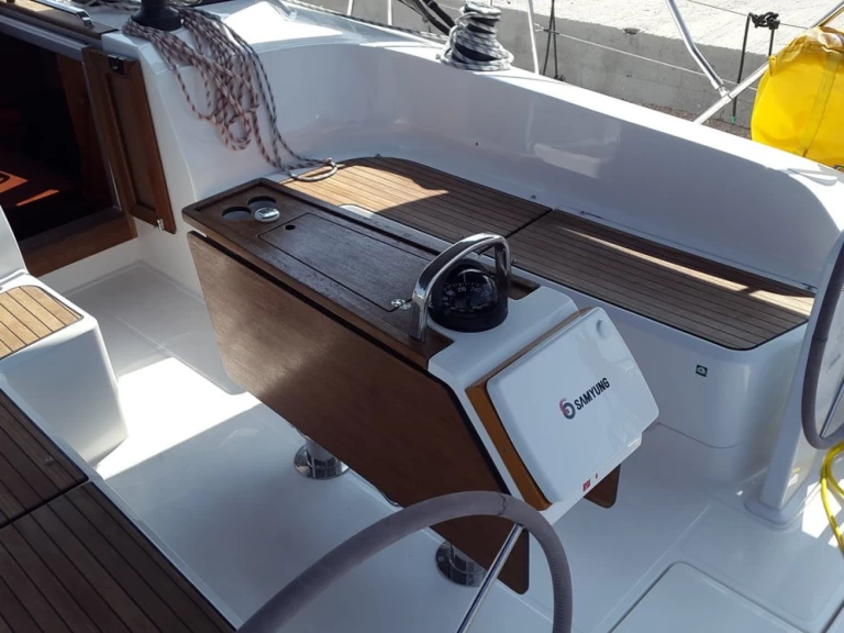 Jachthuur in Lávrio - Bavaria Cruiser 46 via SamBoat